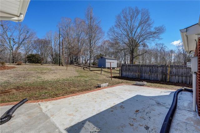 1540 W Harrison Street, Reidsville, NC 27320