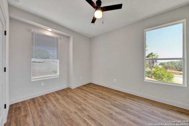 105 River Bluff, Castroville, TX 78009