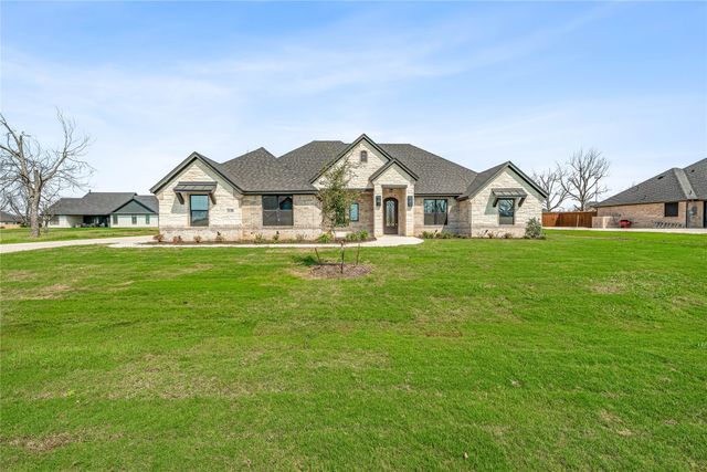 2128 Middlewood Circle, Granbury, TX 76049