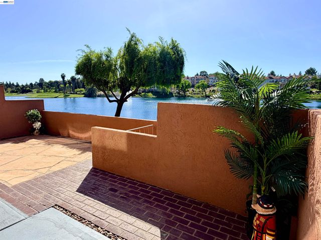 4063 W Lakeshore Dr, San Ramon, CA 94582