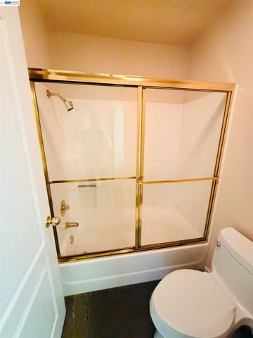 4063 W Lakeshore Dr, San Ramon, CA 94582