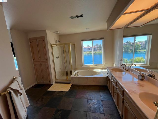 4063 W Lakeshore Dr, San Ramon, CA 94582