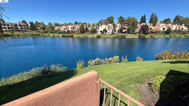 4063 W Lakeshore Dr, San Ramon, CA 94582