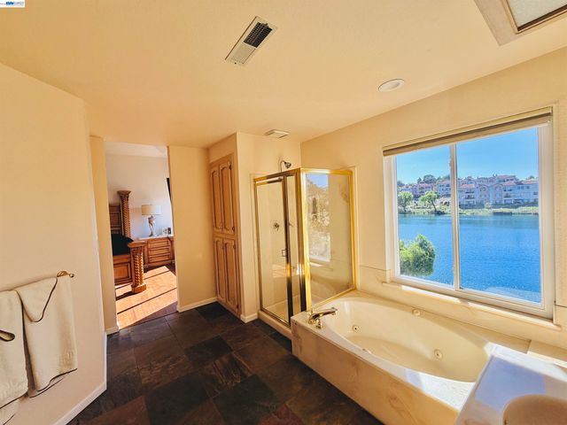 4063 W Lakeshore Dr, San Ramon, CA 94582