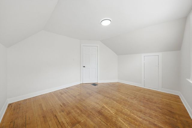 9232 S Essex Avenue, Chicago, IL 60617