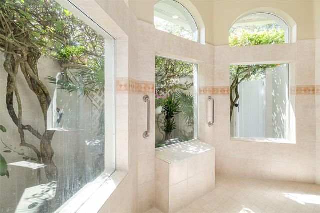 2528 TOM MORRIS DRIVE, Sarasota, FL 34240
