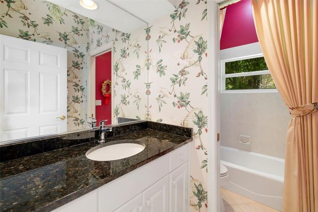 2528 TOM MORRIS DRIVE, Sarasota, FL 34240