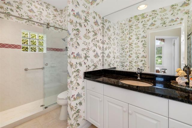 2528 TOM MORRIS DRIVE, Sarasota, FL 34240