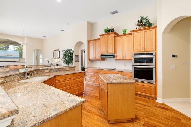 2528 TOM MORRIS DRIVE, Sarasota, FL 34240