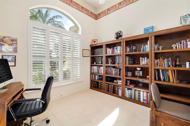 2528 TOM MORRIS DRIVE, Sarasota, FL 34240