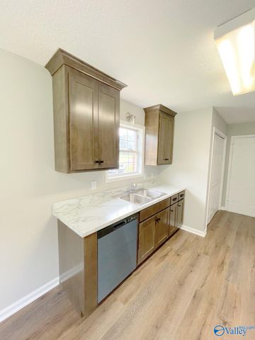 100 Brook Glen Drive, Hazel Green, AL 35750