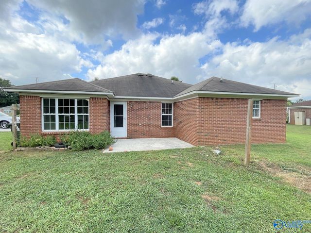 100 Brook Glen Drive, Hazel Green, AL 35750