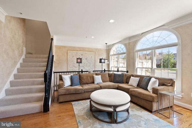 4132 TIMBER LOG WAY, Fairfax, VA 22030