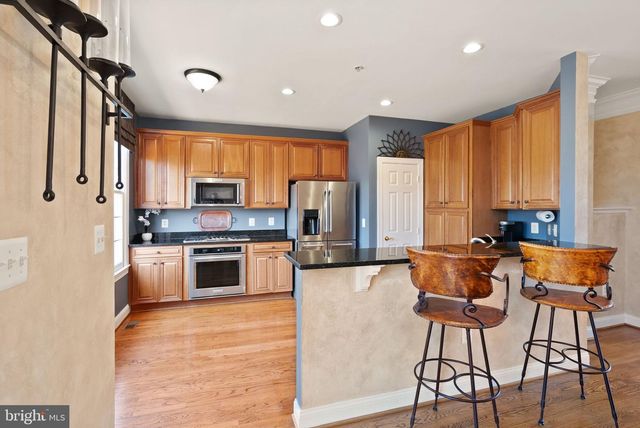 4132 TIMBER LOG WAY, Fairfax, VA 22030