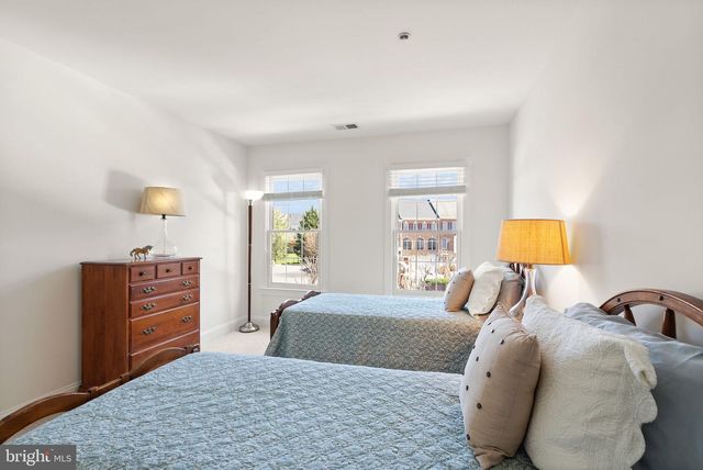 4132 TIMBER LOG WAY, Fairfax, VA 22030