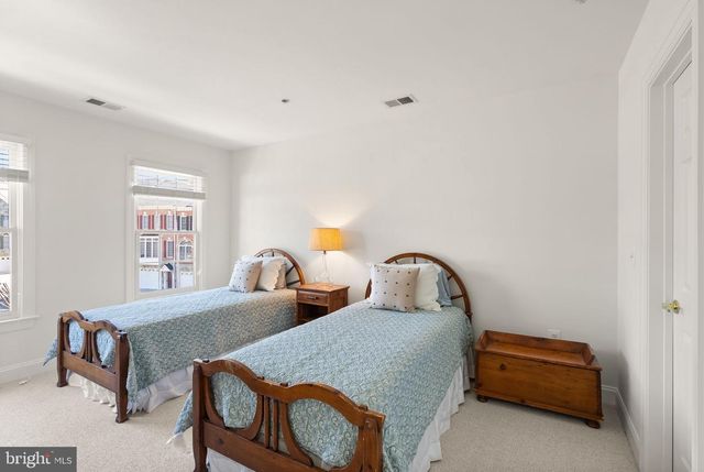 4132 TIMBER LOG WAY, Fairfax, VA 22030