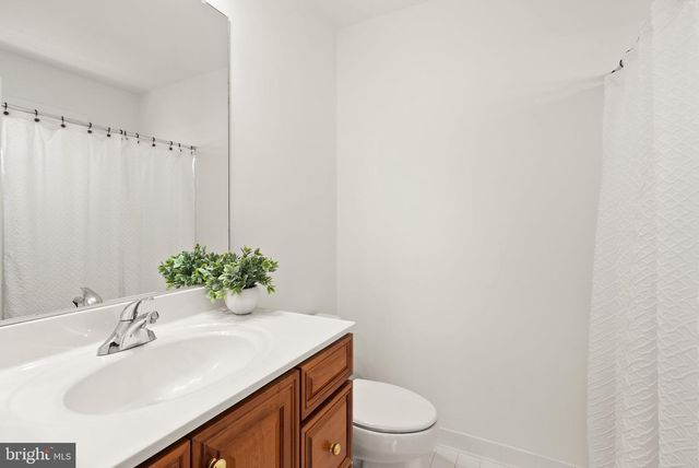 4132 TIMBER LOG WAY, Fairfax, VA 22030