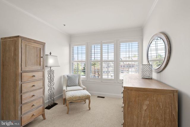 4132 TIMBER LOG WAY, Fairfax, VA 22030