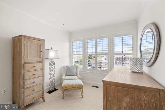 4132 TIMBER LOG WAY, Fairfax, VA 22030