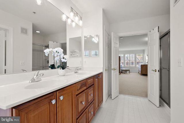 4132 TIMBER LOG WAY, Fairfax, VA 22030