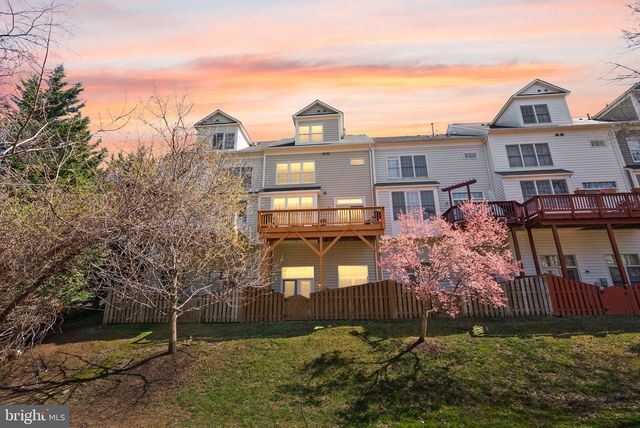 4132 TIMBER LOG WAY, Fairfax, VA 22030