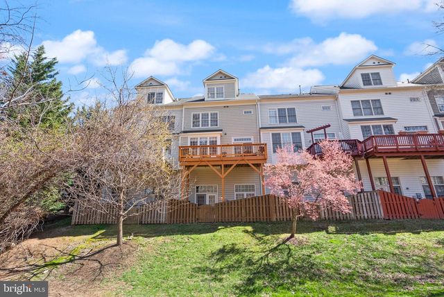 4132 TIMBER LOG WAY, Fairfax, VA 22030