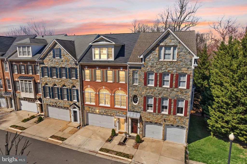 4132 TIMBER LOG WAY, Fairfax, VA 22030