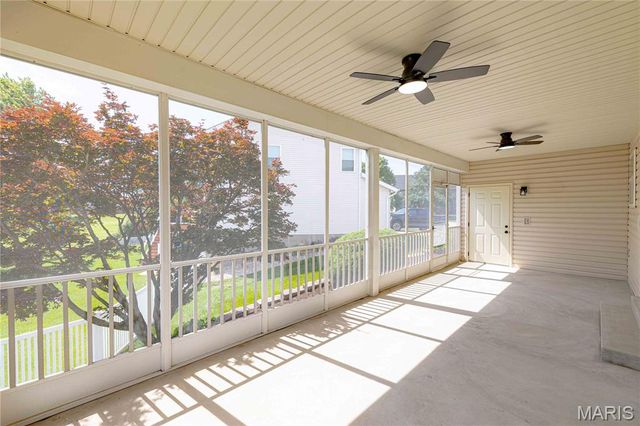 4419 Kerth Manor Drive, St Louis, MO 63128