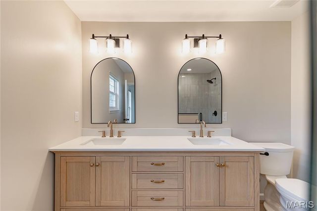 4419 Kerth Manor Drive, St Louis, MO 63128
