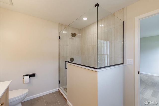4419 Kerth Manor Drive, St Louis, MO 63128