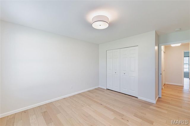 4419 Kerth Manor Drive, St Louis, MO 63128