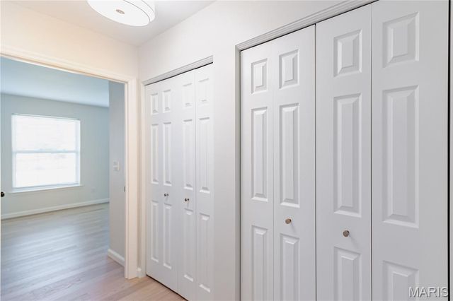 4419 Kerth Manor Drive, St Louis, MO 63128