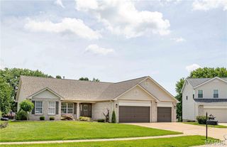 4419 Kerth Manor Drive, St Louis, MO 63128