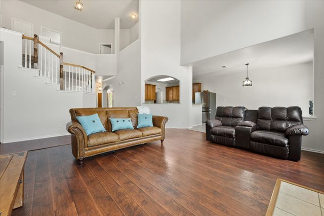 708 Crockett Drive, Mansfield, TX 76063