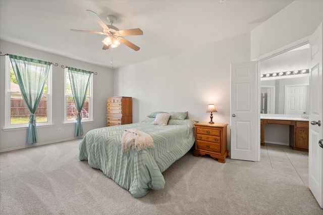 708 Crockett Drive, Mansfield, TX 76063