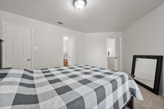 708 Crockett Drive, Mansfield, TX 76063