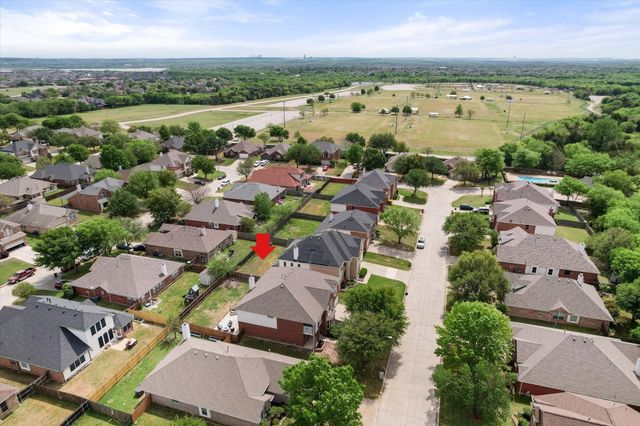 708 Crockett Drive, Mansfield, TX 76063