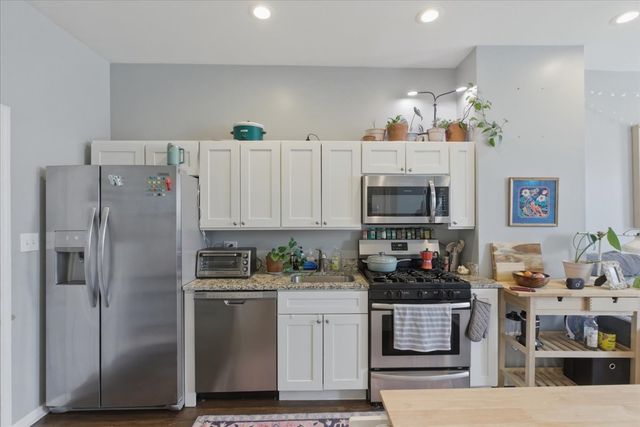 1654 W Cortland Street 6, Chicago, IL 60622