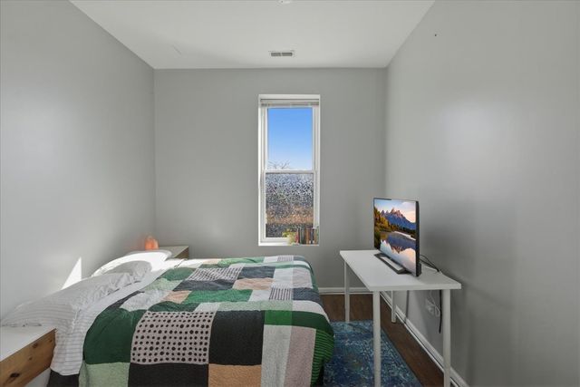 1654 W Cortland Street 6, Chicago, IL 60622