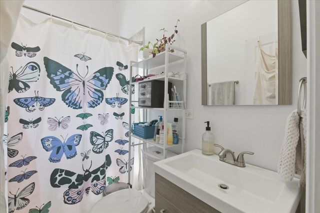 1654 W Cortland Street 6, Chicago, IL 60622