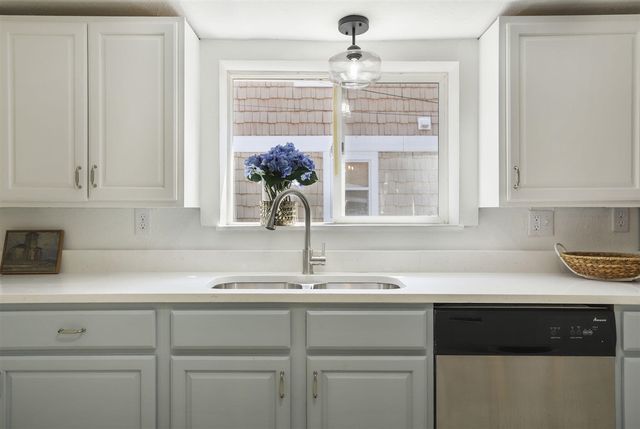 222 Oak Street, South Haven, MI 49090