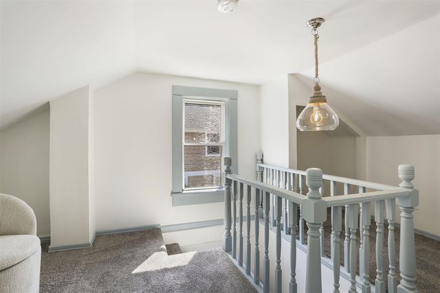 222 Oak Street, South Haven, MI 49090