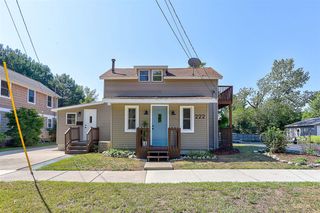 222 Oak Street, South Haven, MI 49090