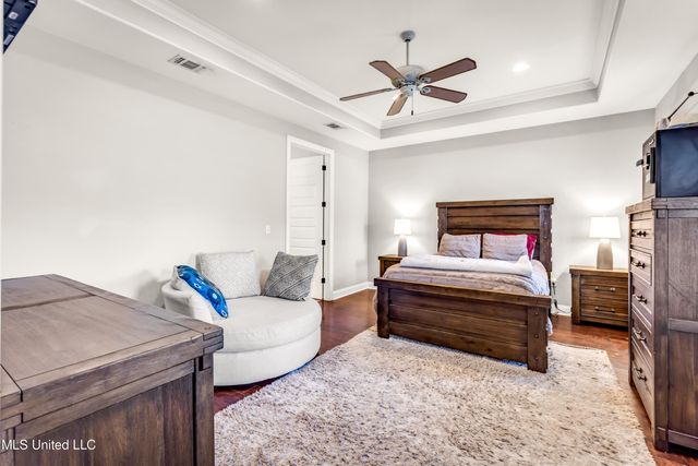 712 Champagne Drive, Biloxi, MS 39532