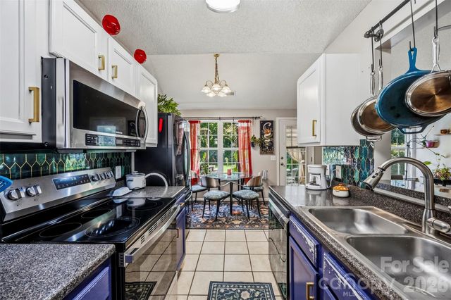 140 Addison Place, Troutman, NC 28166
