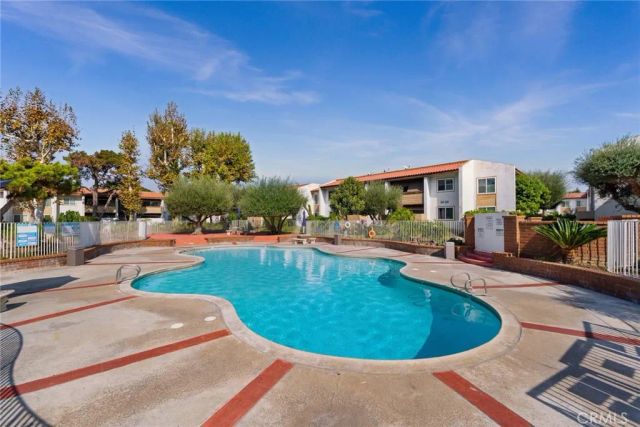 2511 W Sunflower P4, Santa Ana, CA 92704