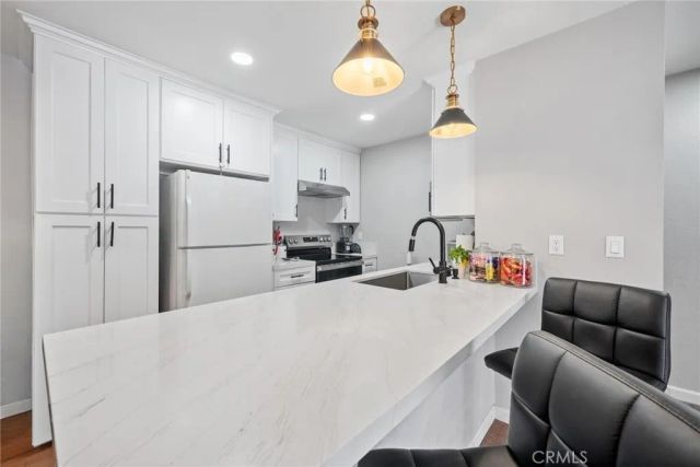 2511 W Sunflower P4, Santa Ana, CA 92704