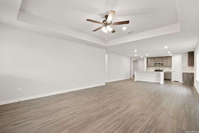 1221 Sweden, Seguin, TX 78155