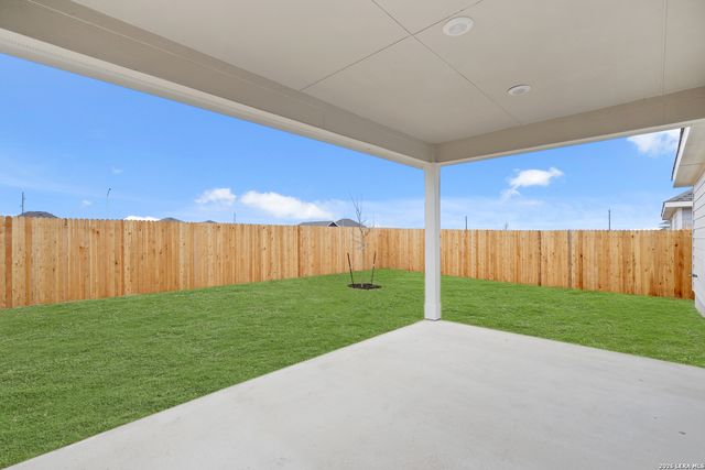 1221 Sweden, Seguin, TX 78155