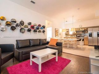 920 SW 9th St A, Miami, FL 33130